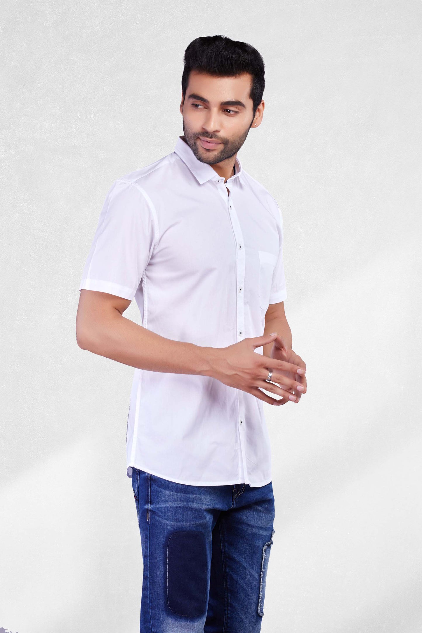 5thanfold Men's Casual Pure Cotton Half Sleeve Solid White Slim Fit Shirt